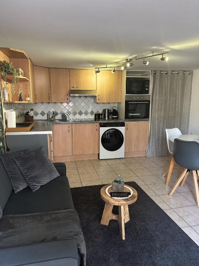 Duplex Cosy Bord De Mer Saint-Cyr-sur-Mer Bagian luar foto