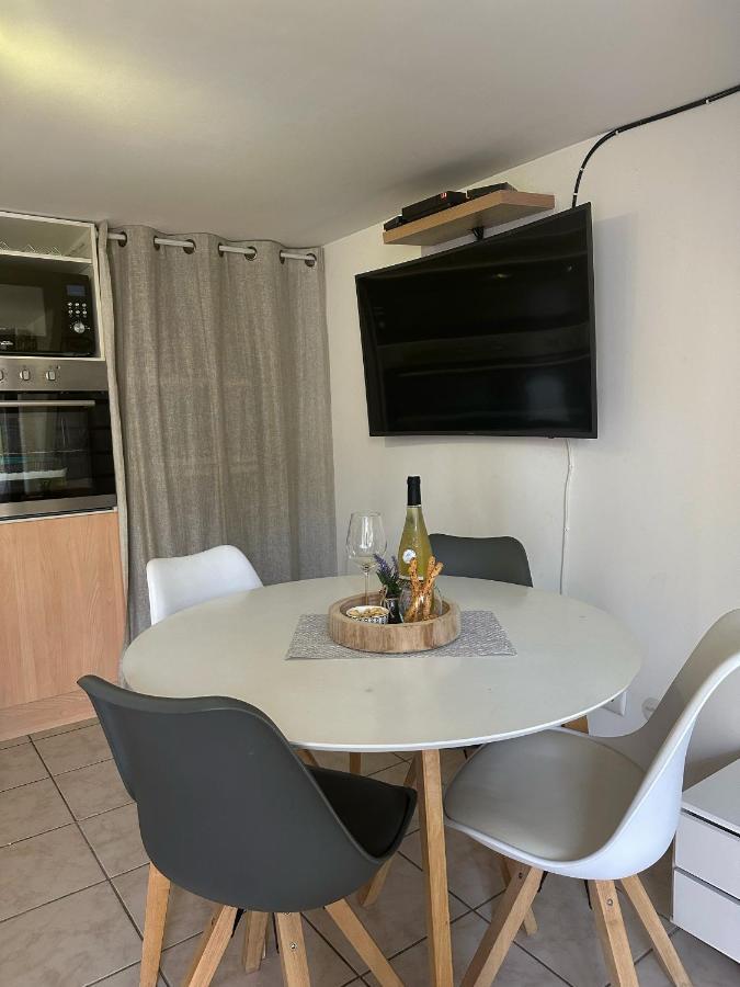 Duplex Cosy Bord De Mer Saint-Cyr-sur-Mer Bagian luar foto