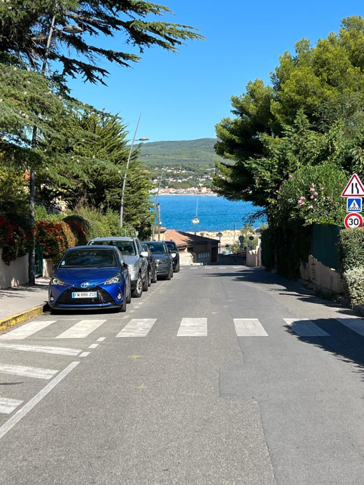 Duplex Cosy Bord De Mer Saint-Cyr-sur-Mer Bagian luar foto